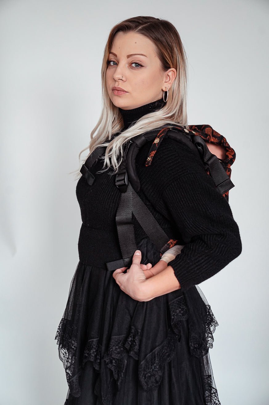 portador de bebê Onbu Caveiras x Florian KOKADI