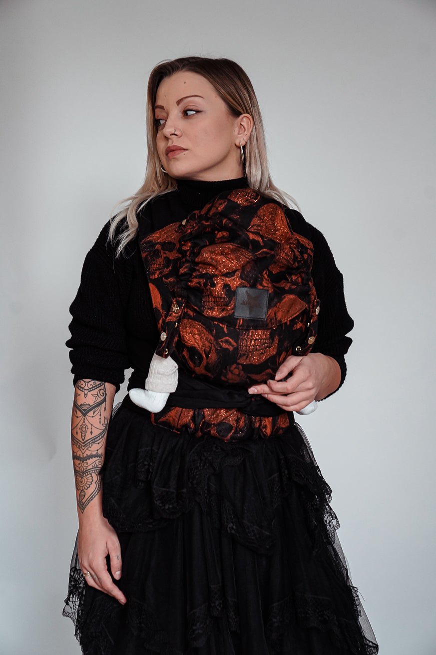 portador de bebê TaiTai Caveiras x Florian KOKADI