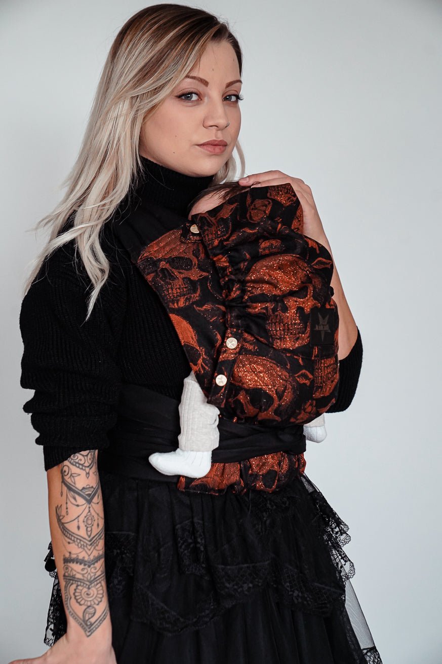 portador de bebê TaiTai Caveiras x Florian KOKADI