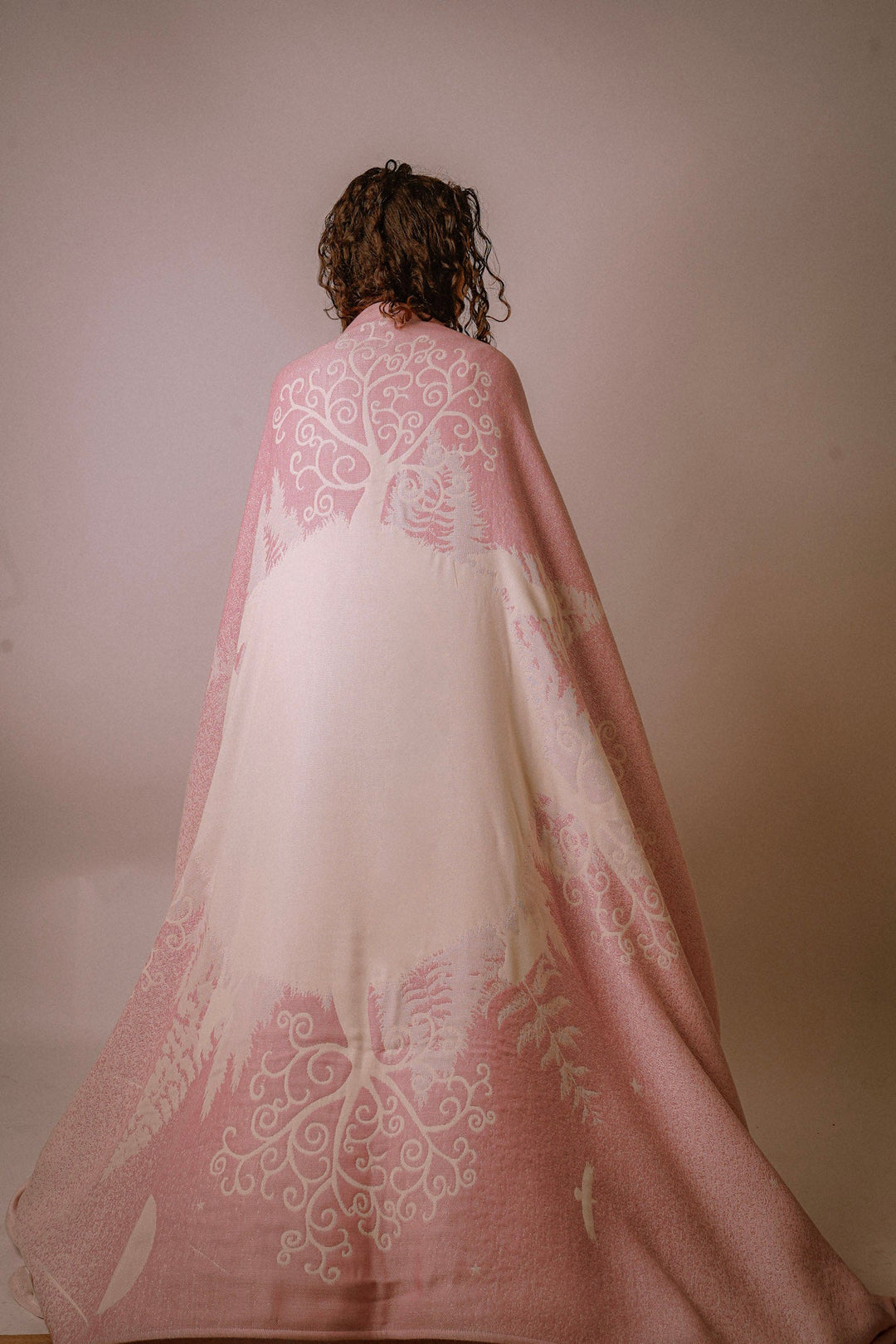 Cobertor da mãe Floresta dos Lobos Elaine - KOKADI