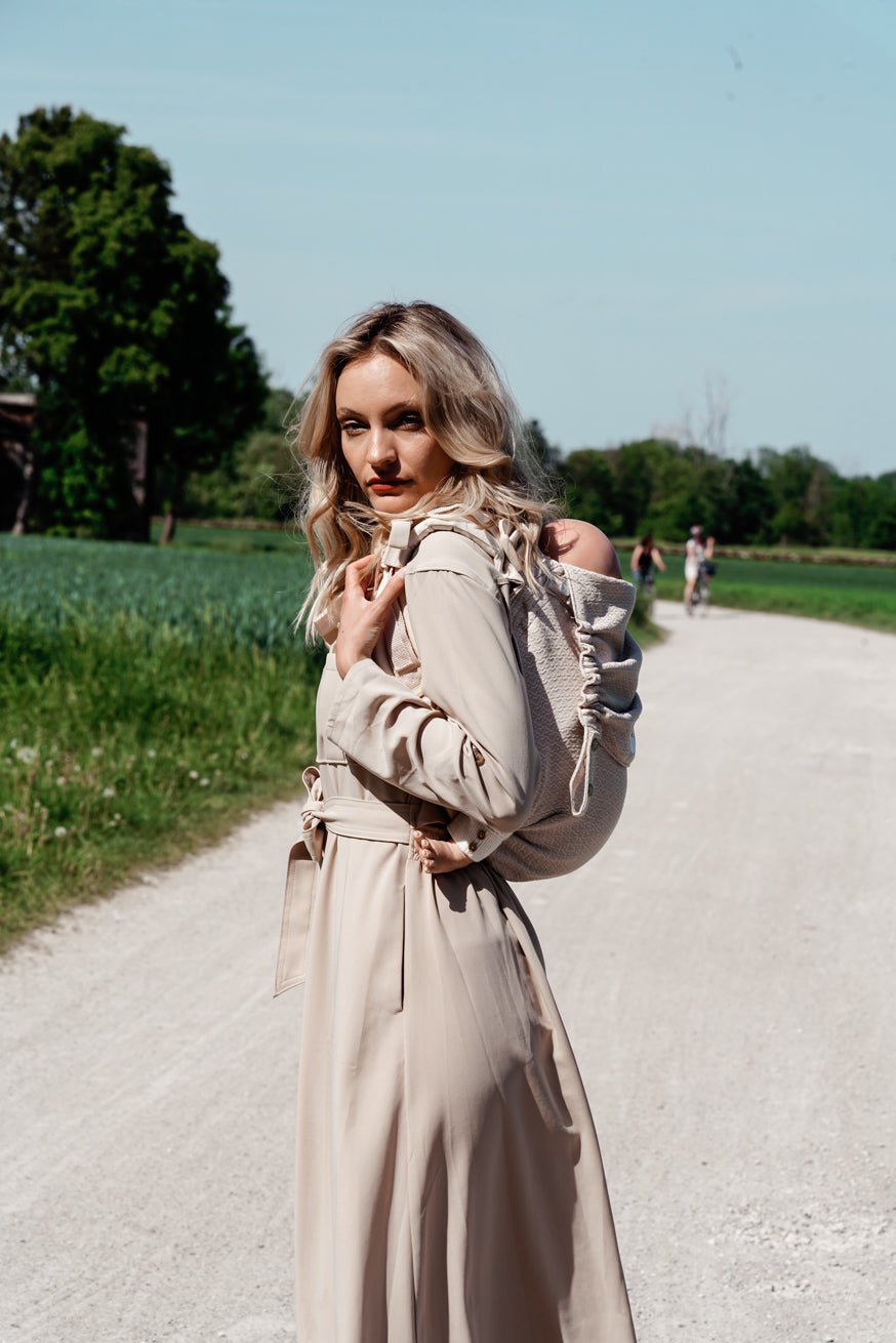 portador de bebê Onbu Creme Heart2Heart KOKADI