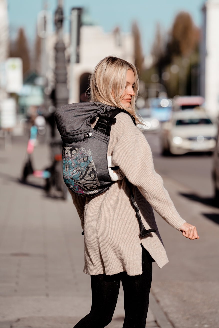 portador de bebê Onbu Leoa Alexandra - KOKADI