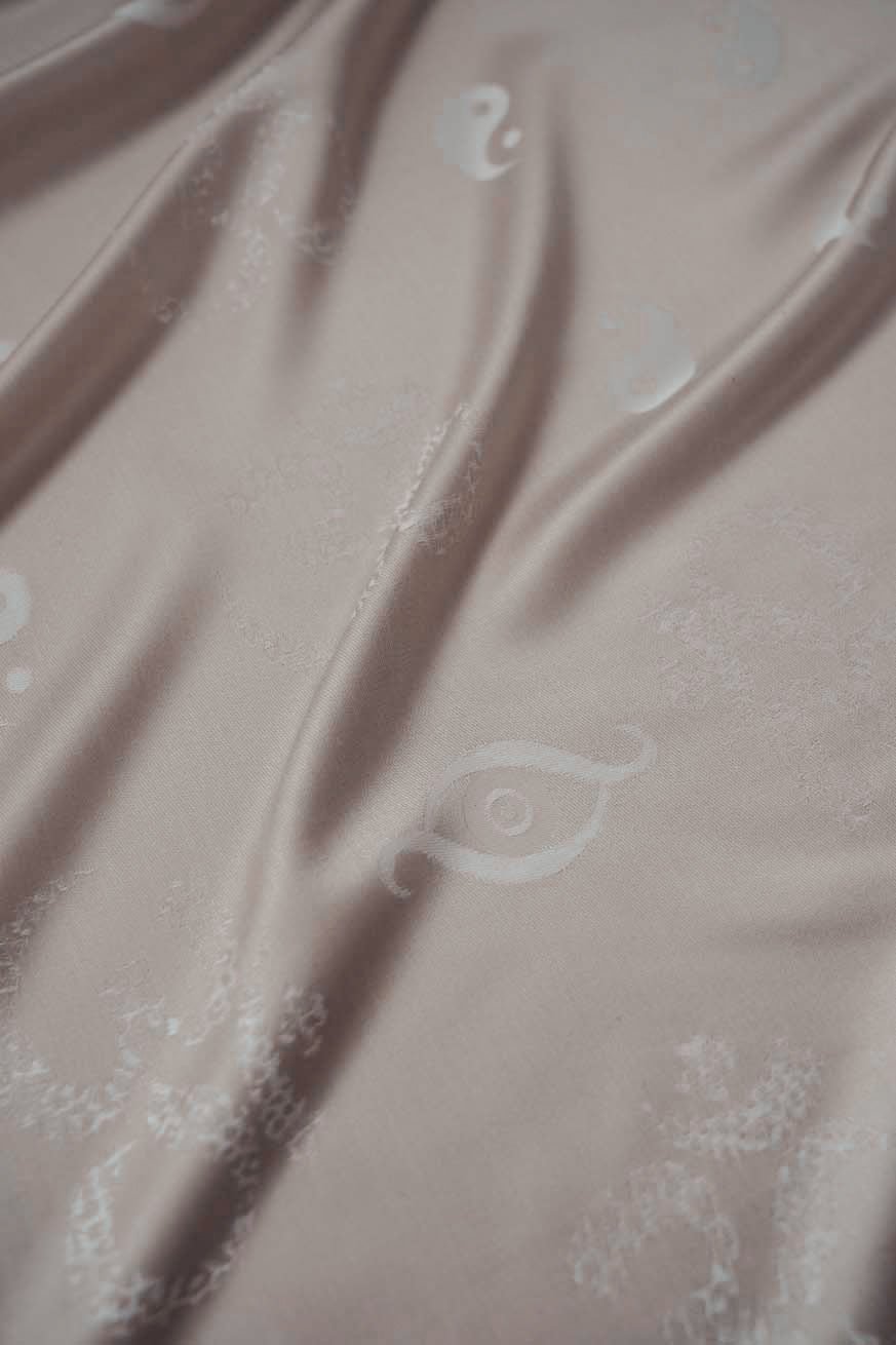 portador de bebê TaiTai Om Shanti Luz Interior KOKADI