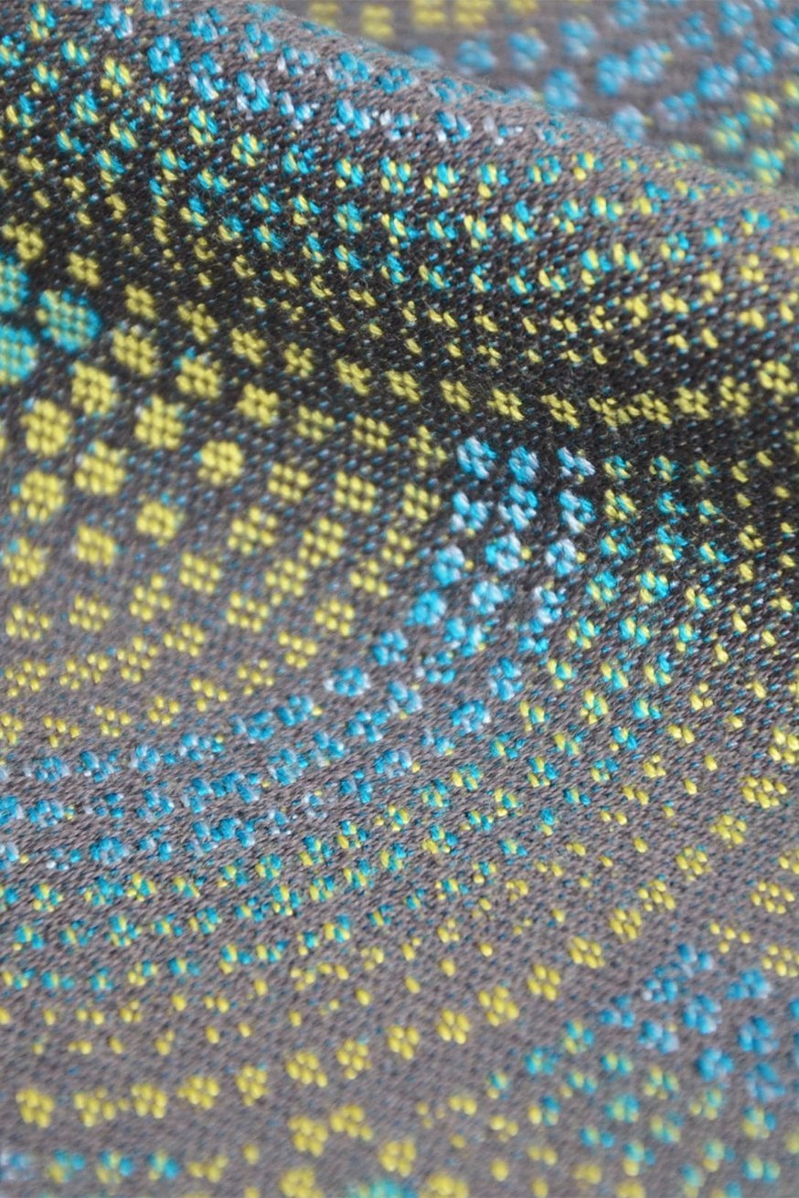 portador de bebê WrapTai Arielle Pavão KOKADI