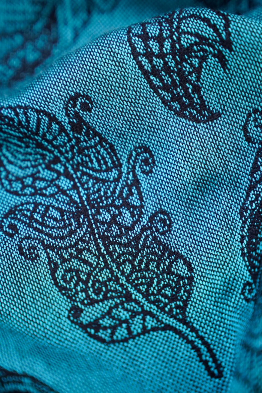 Toalha fofinha de penas de mandala Alexander - KOKADI